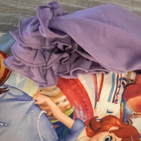 Purple Princess Long Sleeve pajama size Xs - Picture 3 of 4